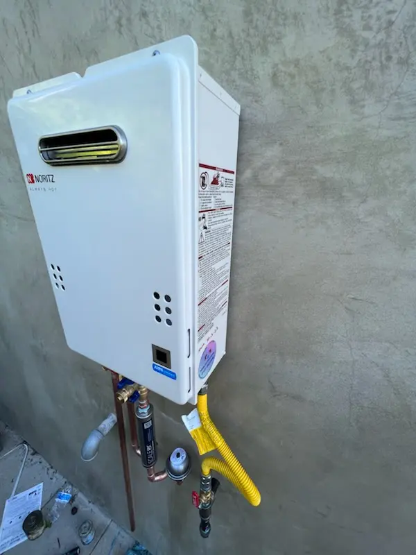 Tankless water heater installation for Lake Terrace homes